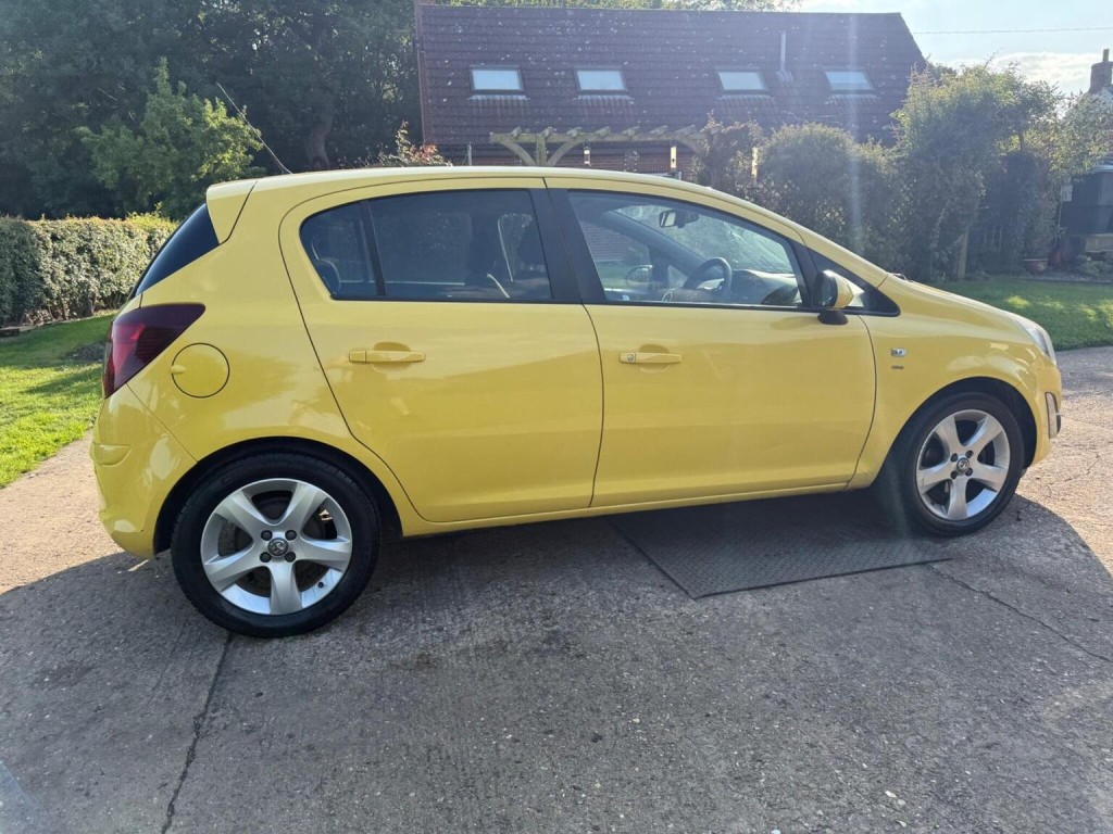 VAUXHALL CORSA