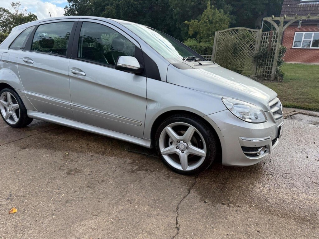 MERCEDES-BENZ B CLASS