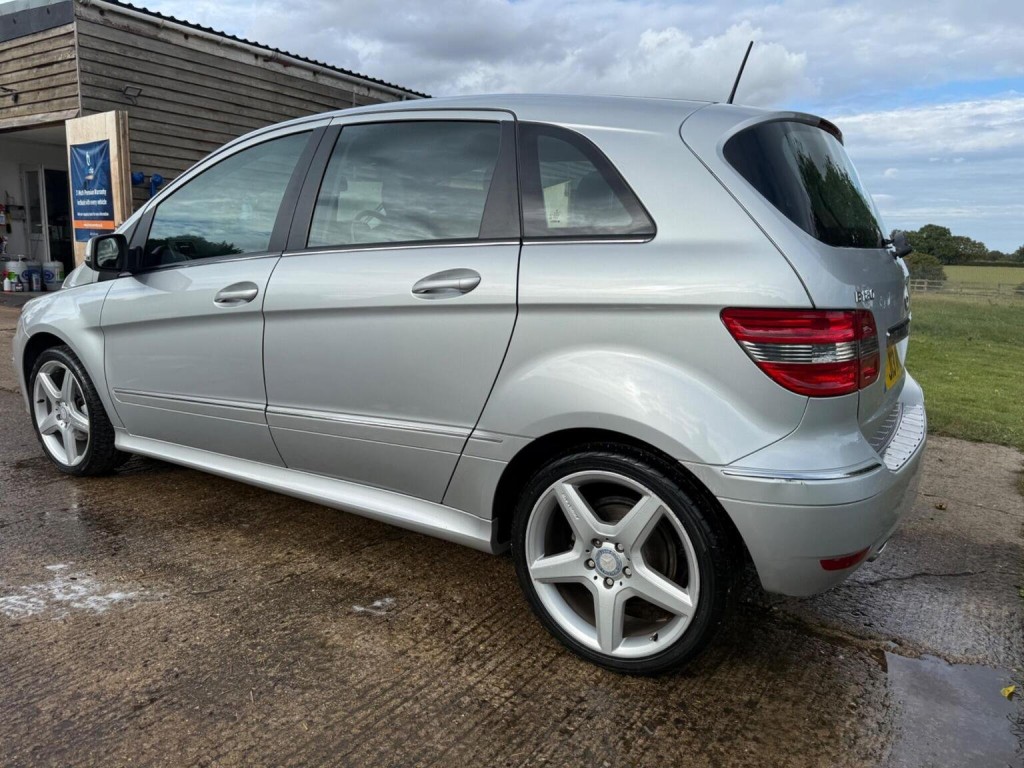 MERCEDES-BENZ B CLASS