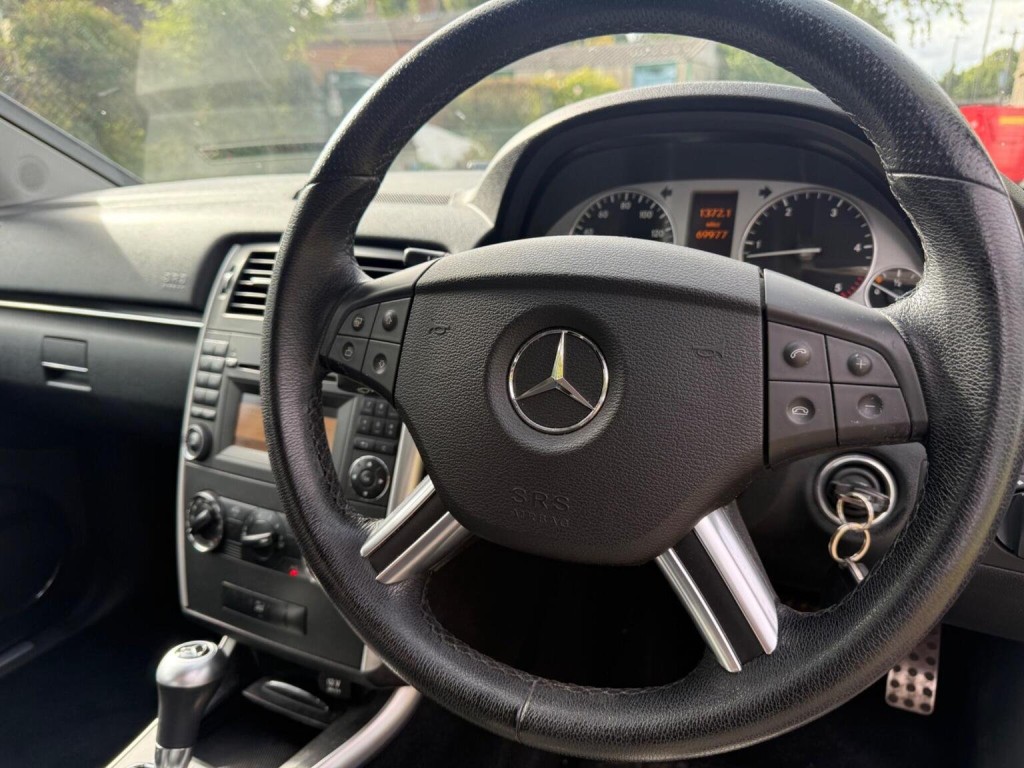 MERCEDES-BENZ B CLASS