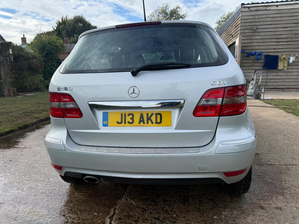 MERCEDES-BENZ B CLASS