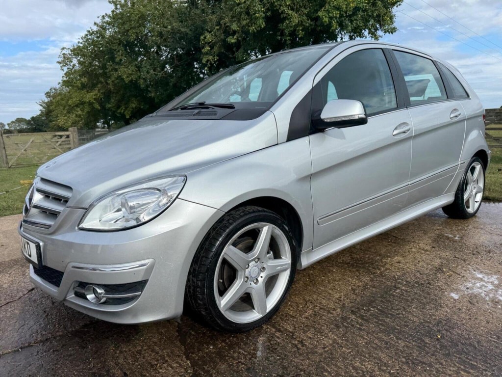 MERCEDES-BENZ B CLASS