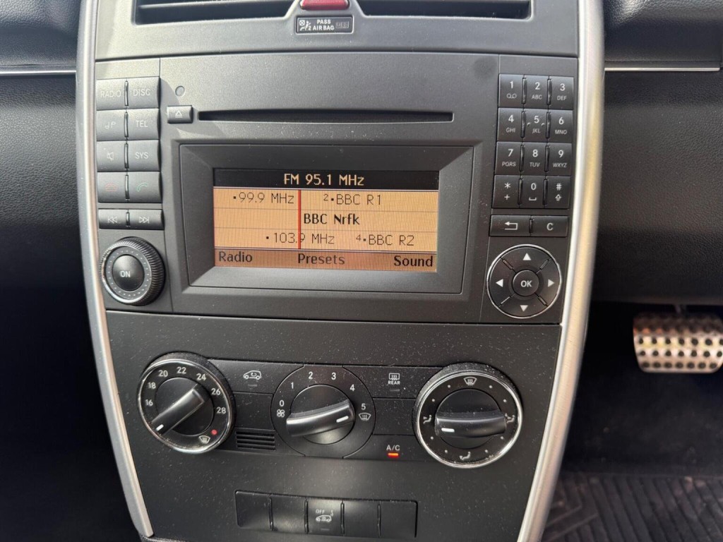 MERCEDES-BENZ B CLASS