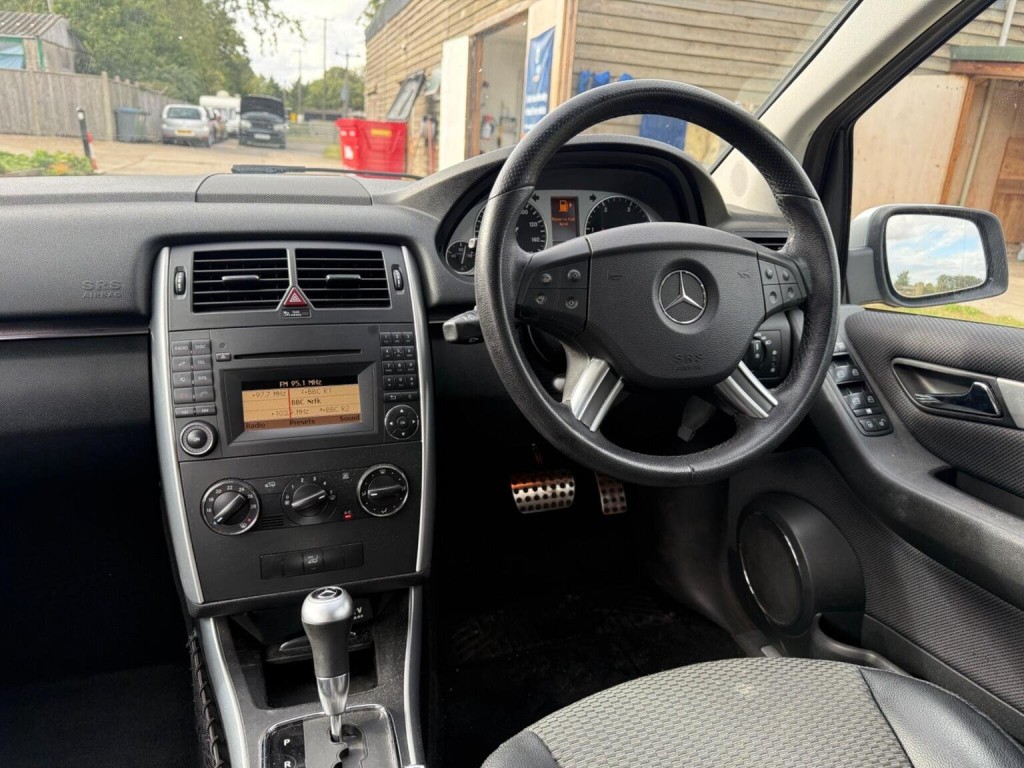 MERCEDES-BENZ B CLASS