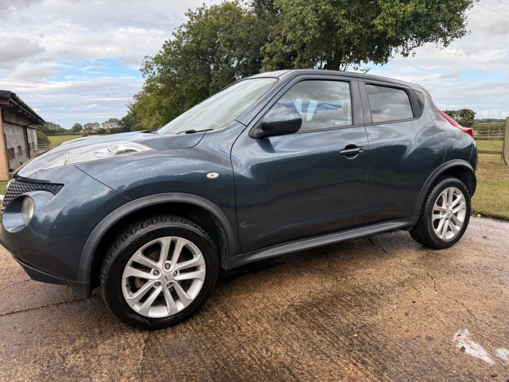 NISSAN JUKE