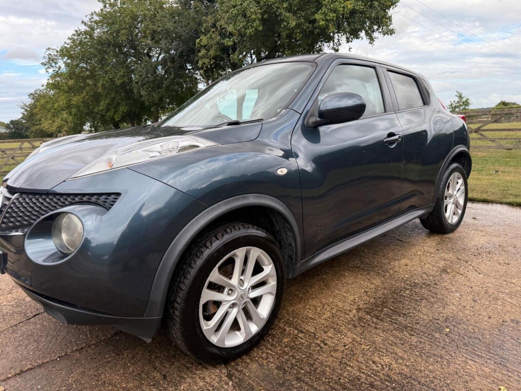 NISSAN JUKE