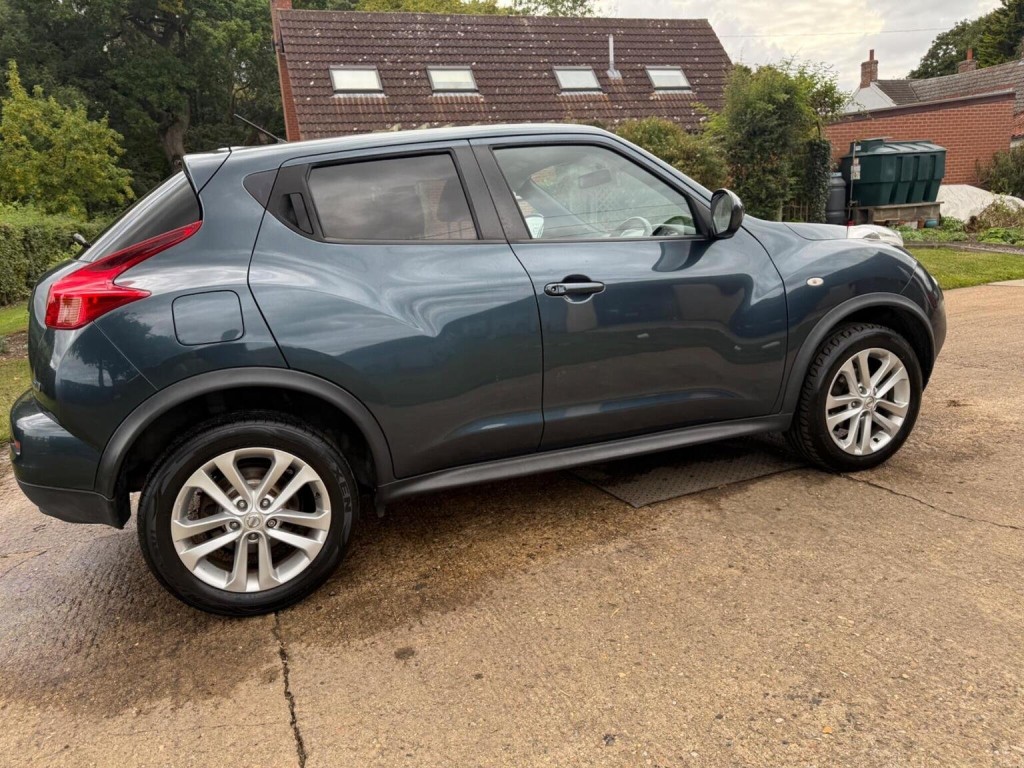 NISSAN JUKE