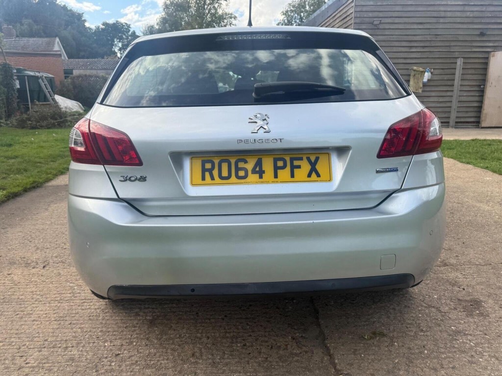 PEUGEOT 308