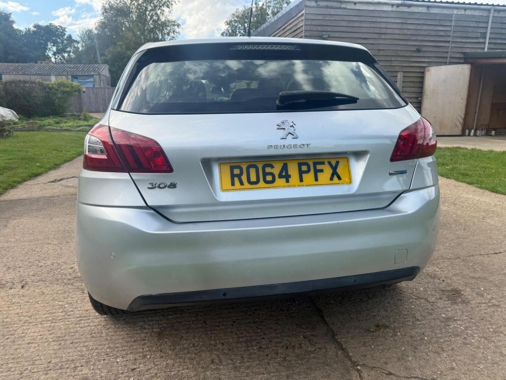PEUGEOT 308
