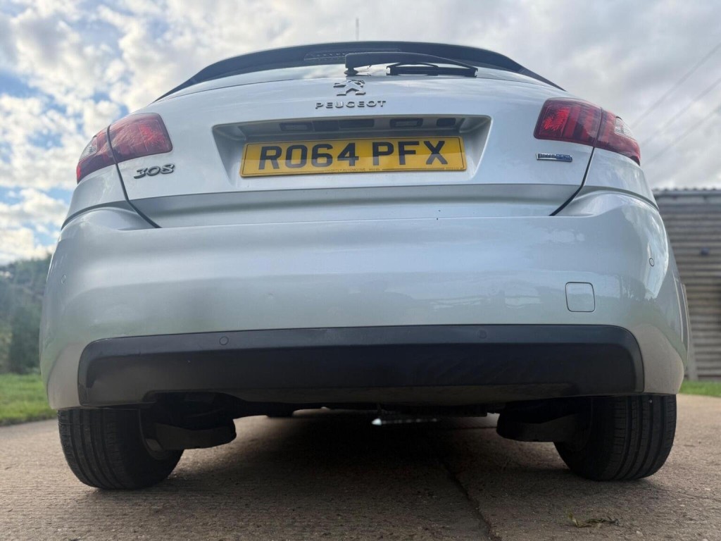 PEUGEOT 308