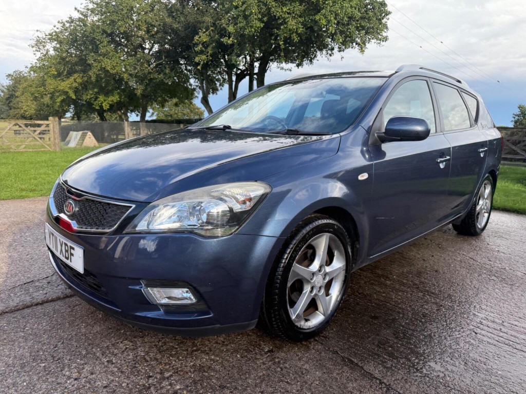 View KIA CEED 1.6 CRDi 3 Sports Wagon Auto Euro 5 5dr
