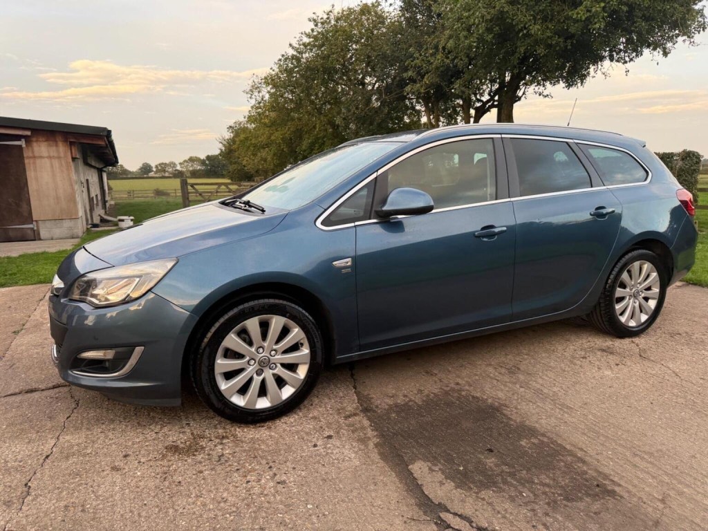 VAUXHALL ASTRA