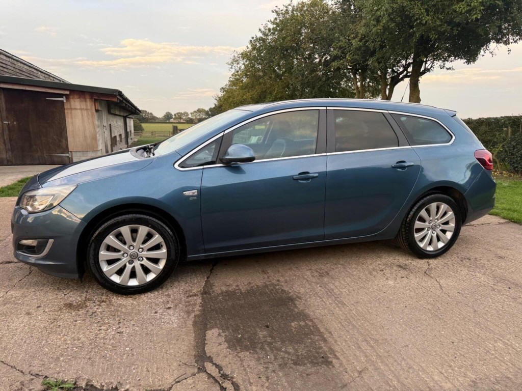 VAUXHALL ASTRA