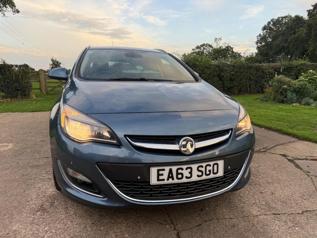 VAUXHALL ASTRA