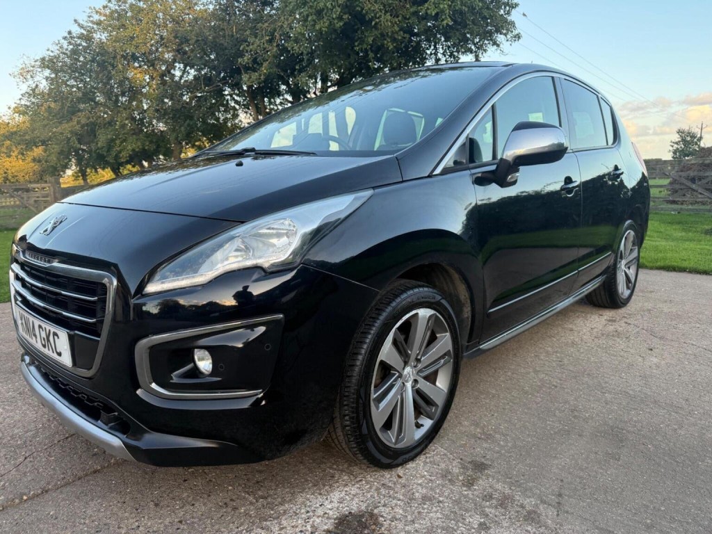 PEUGEOT 3008