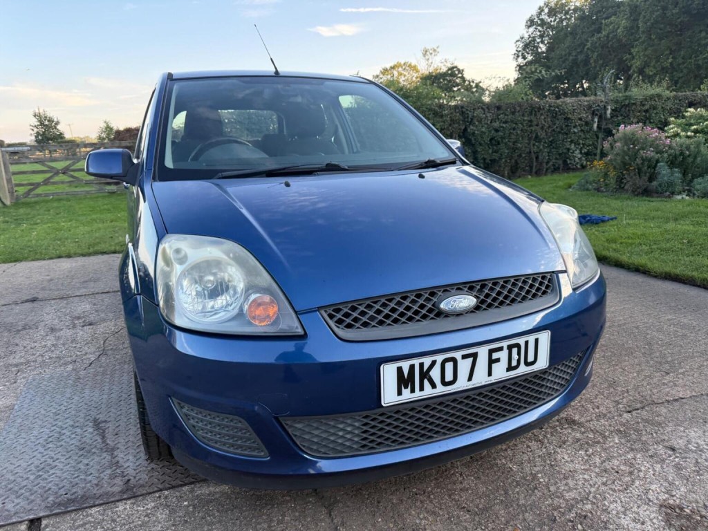 View FORD FIESTA 1.25 Silver 3dr