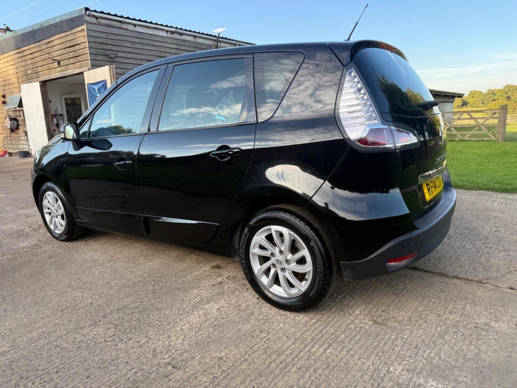 RENAULT SCENIC