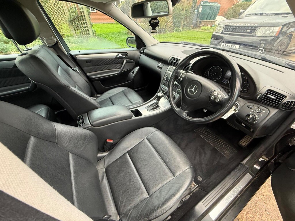 MERCEDES-BENZ C CLASS