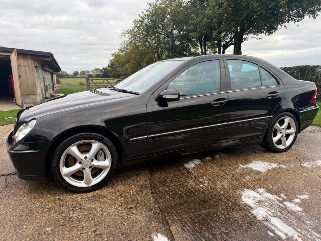 MERCEDES-BENZ C CLASS