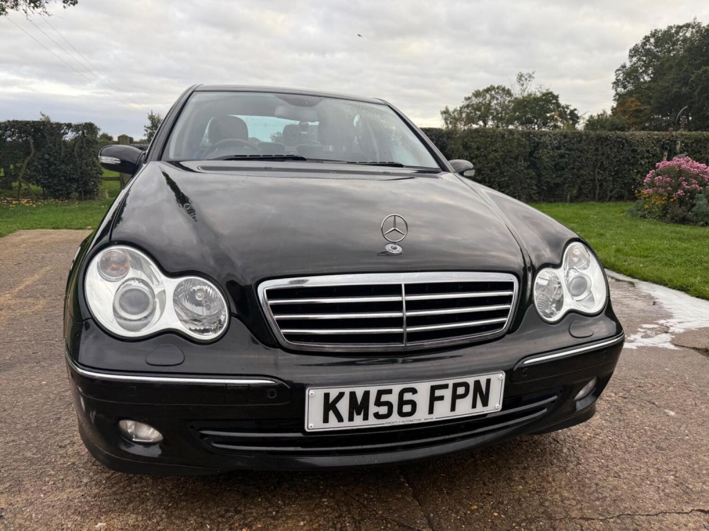 View MERCEDES-BENZ C CLASS 2.1 C220 CDI Avantgarde SE 4dr