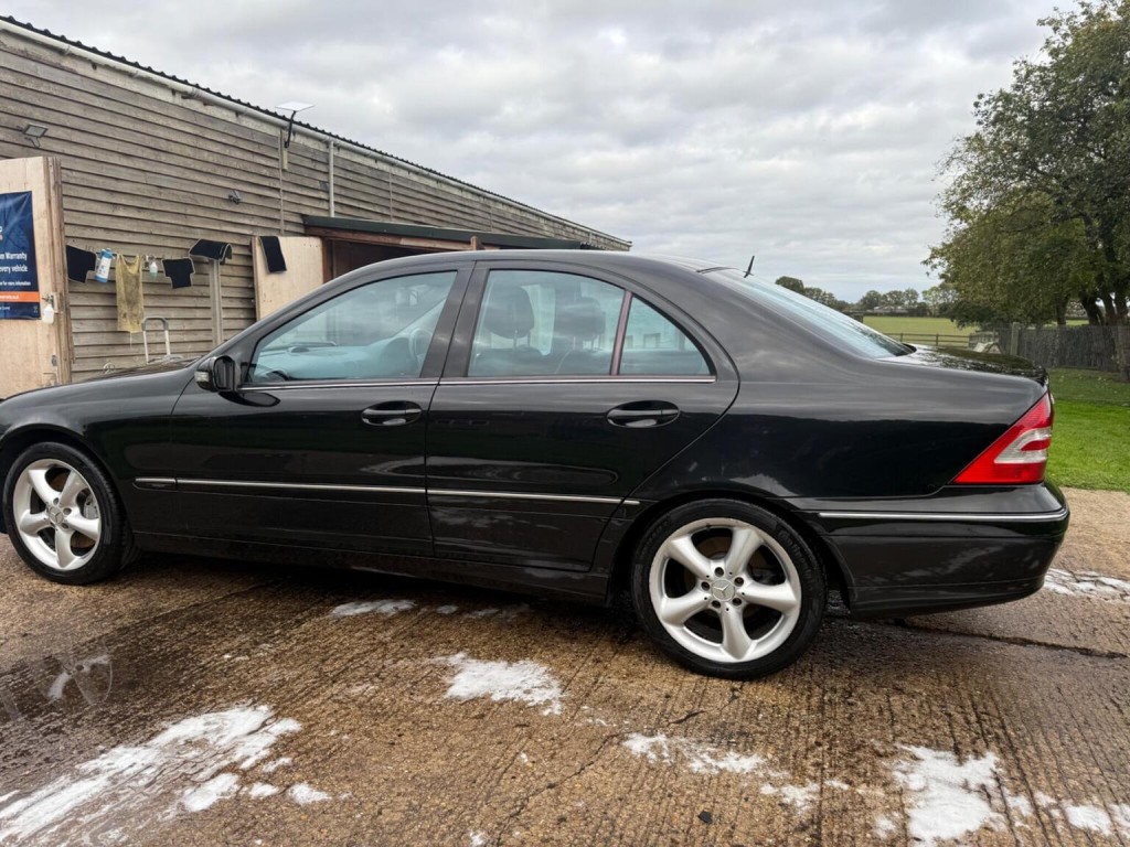MERCEDES-BENZ C CLASS