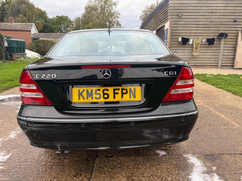 MERCEDES-BENZ C CLASS