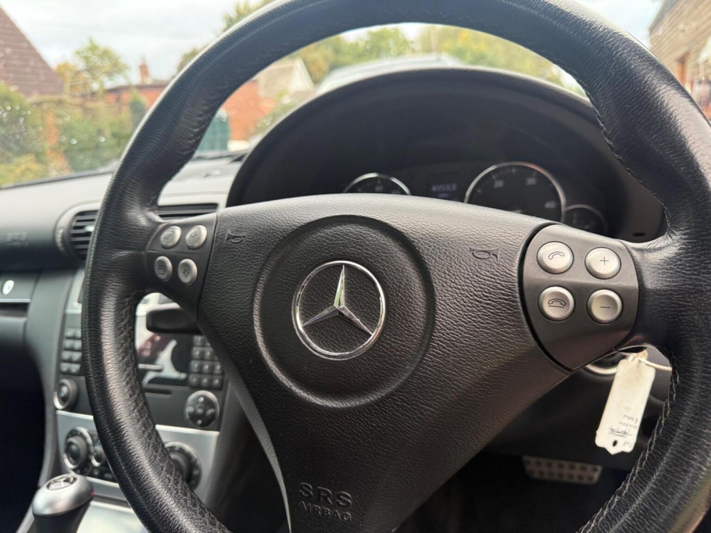 MERCEDES-BENZ C CLASS