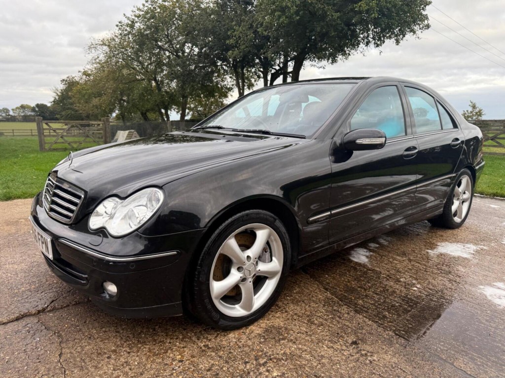 MERCEDES-BENZ C CLASS