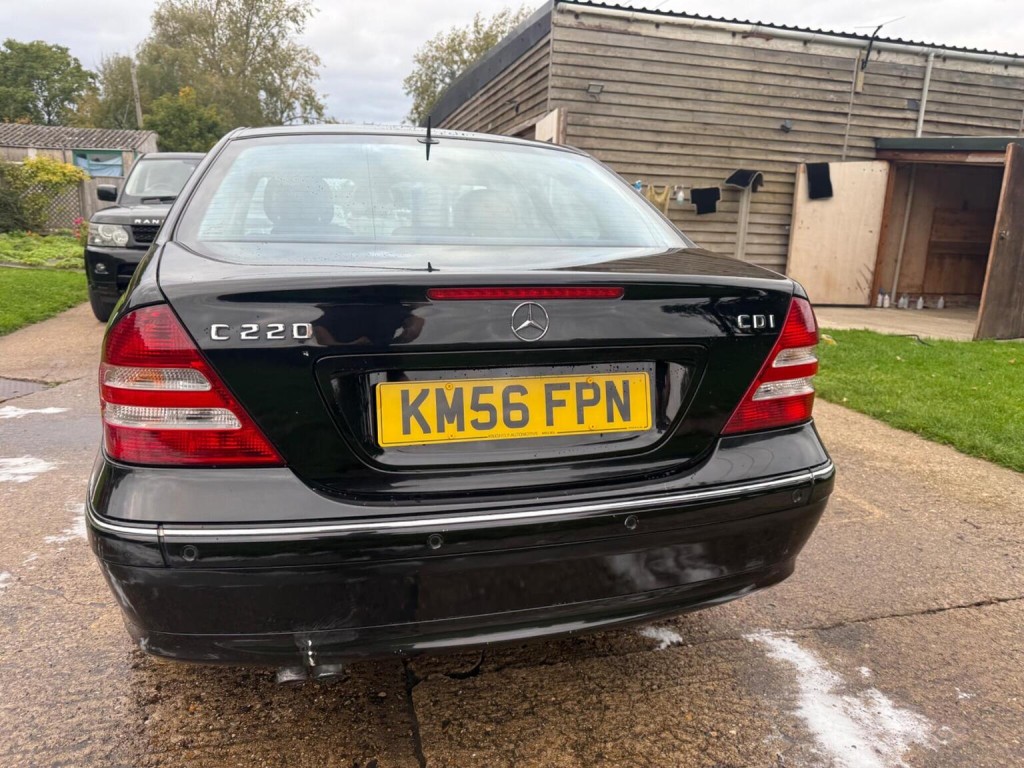 MERCEDES-BENZ C CLASS