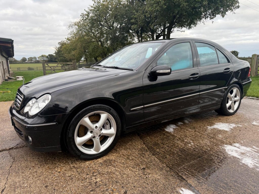 MERCEDES-BENZ C CLASS