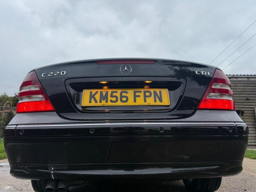 MERCEDES-BENZ C CLASS