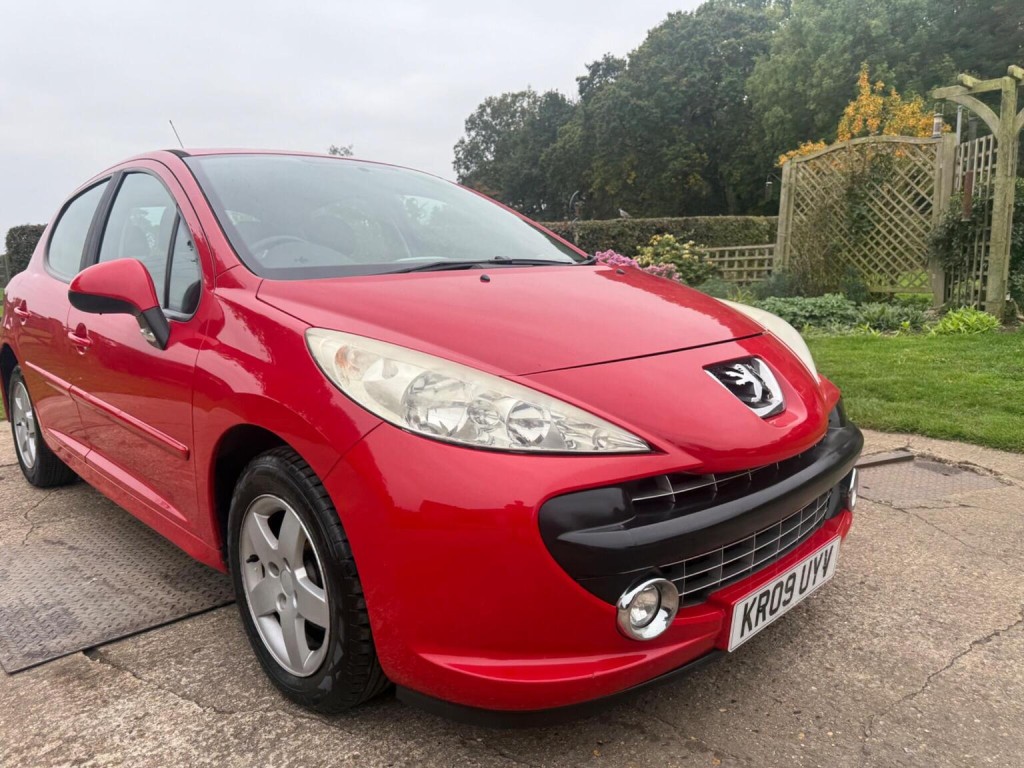 View PEUGEOT 207 1.4 HDi Urban Euro 4 5dr