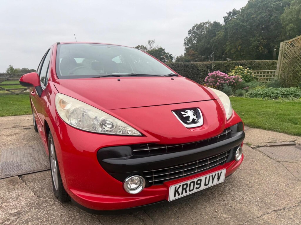 PEUGEOT 207