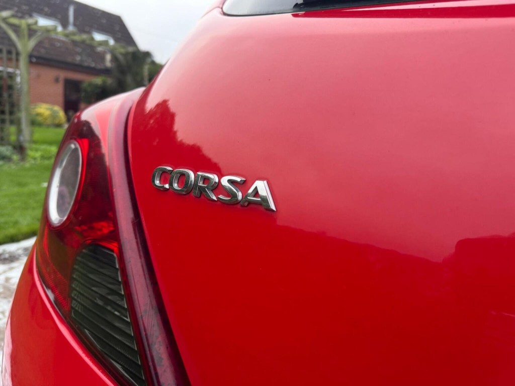 VAUXHALL CORSA