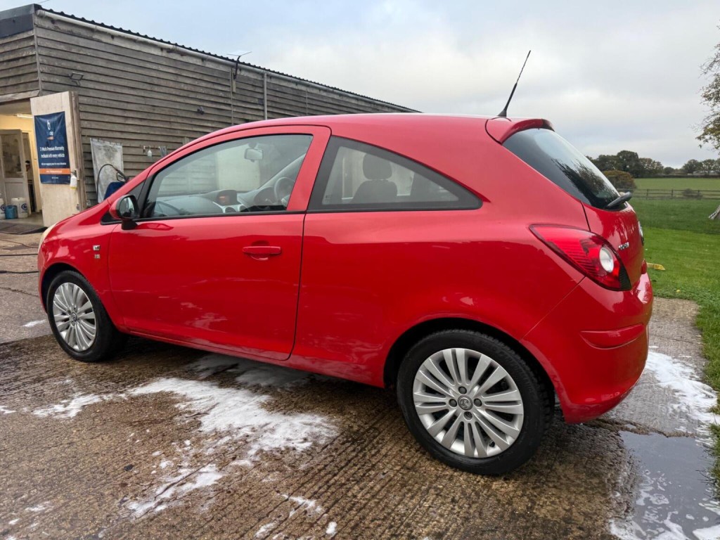 VAUXHALL CORSA