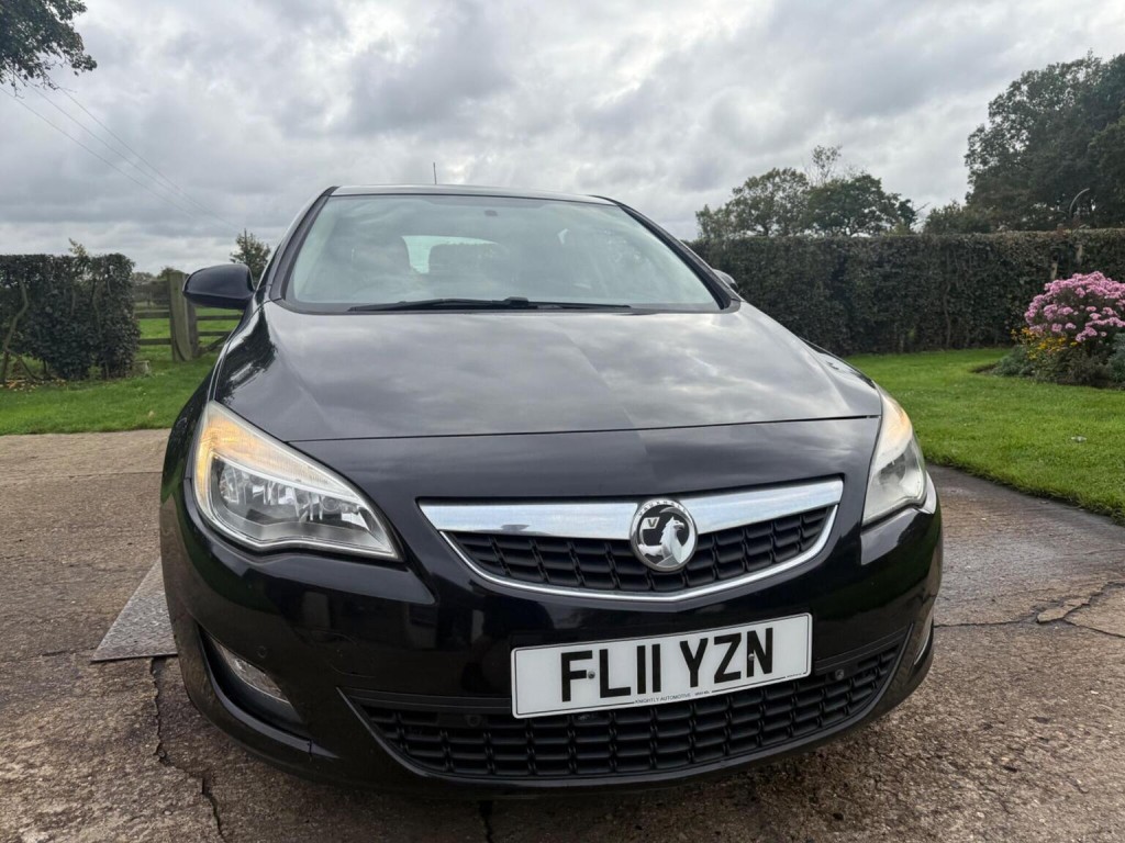 VAUXHALL ASTRA