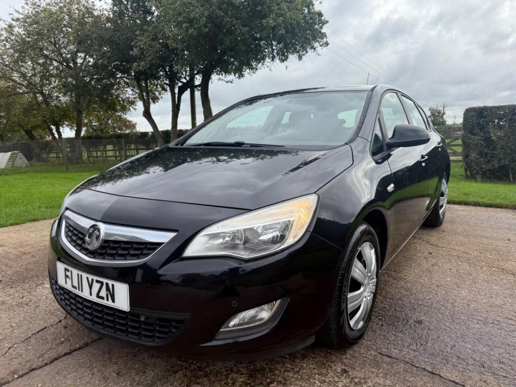 VAUXHALL ASTRA
