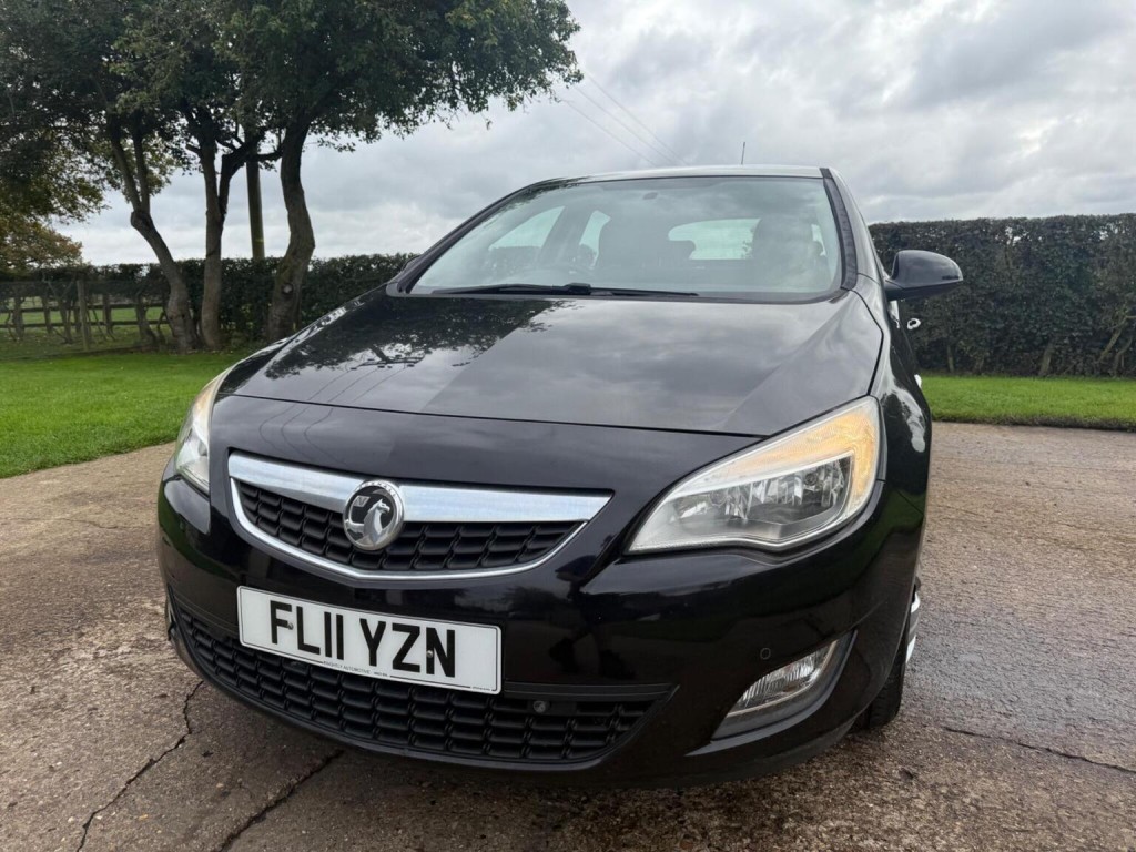 VAUXHALL ASTRA