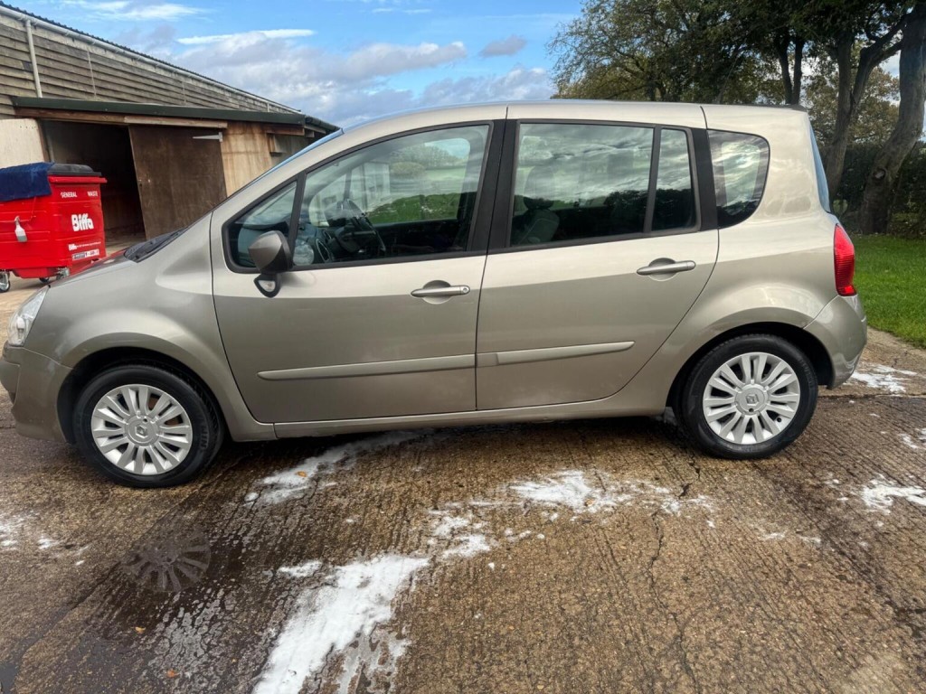 RENAULT GRAND MODUS