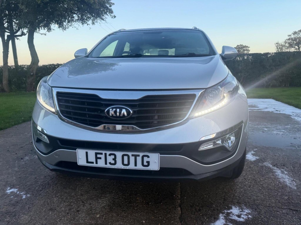 View KIA SPORTAGE 1.7 CRDi EcoDynamics 2 2WD Euro 5 (s/s) 5dr