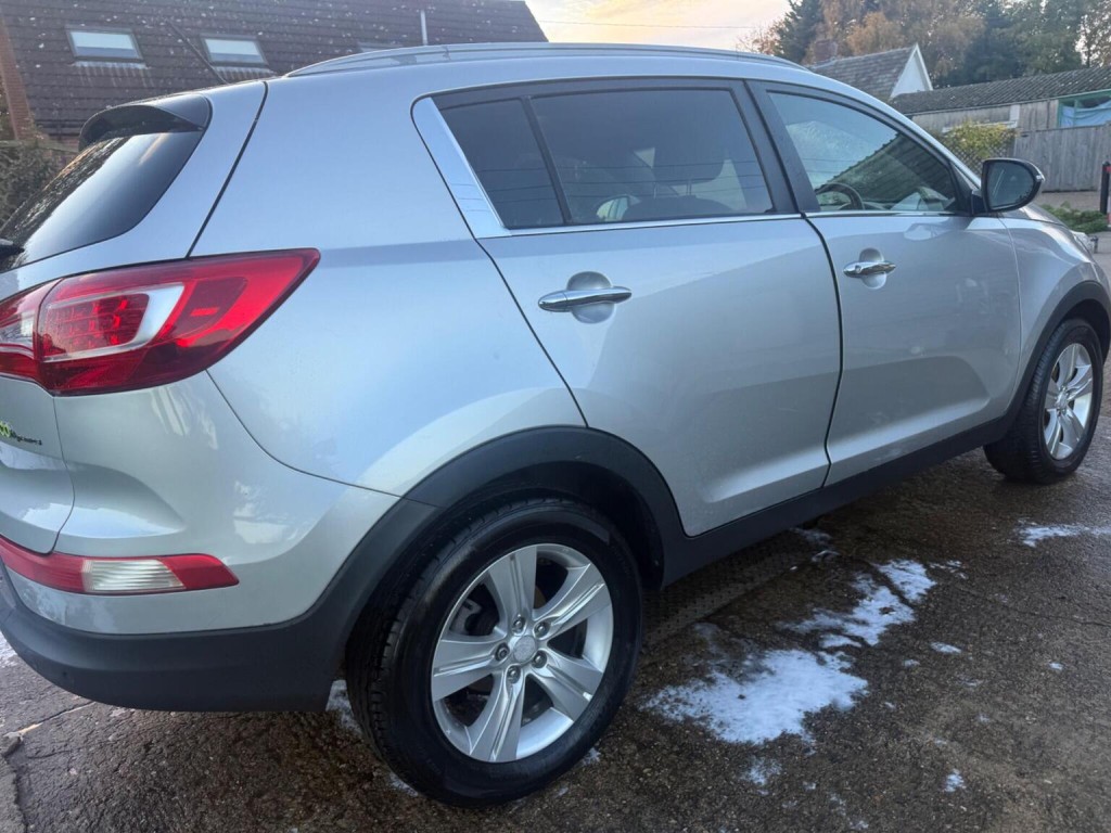 KIA SPORTAGE