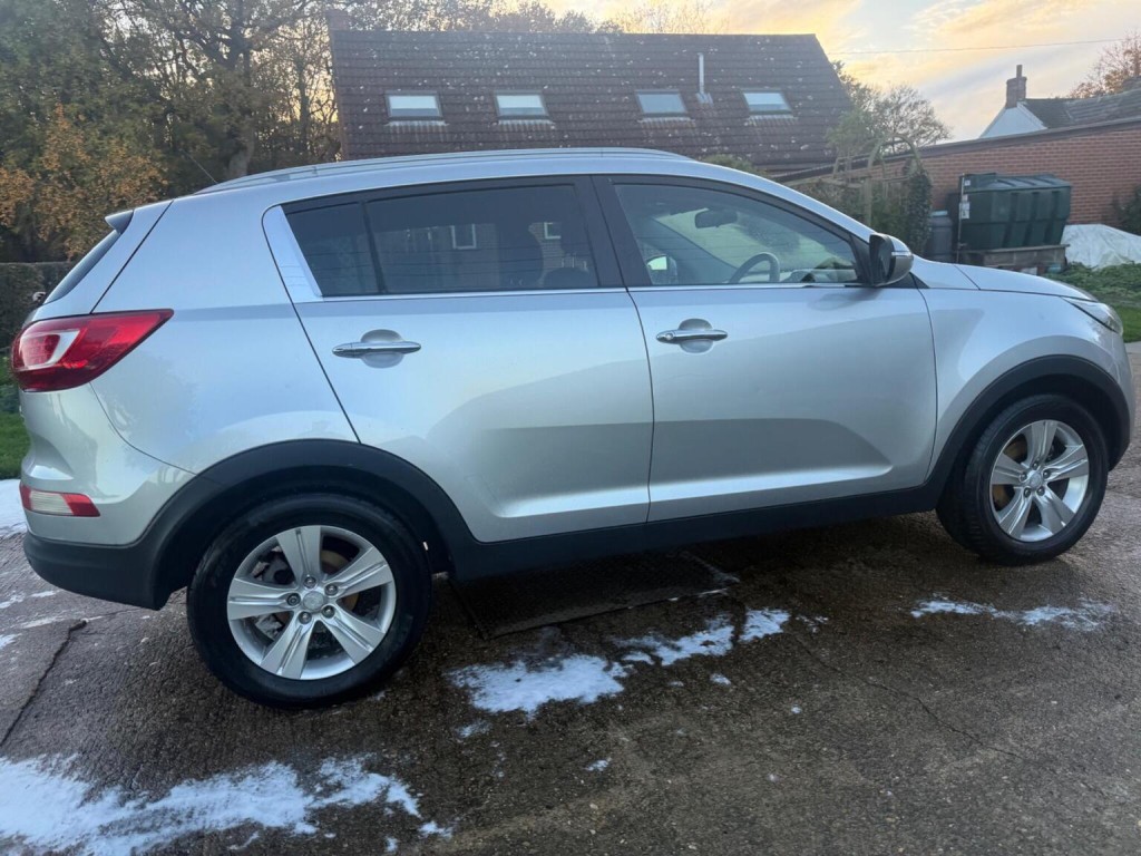 KIA SPORTAGE