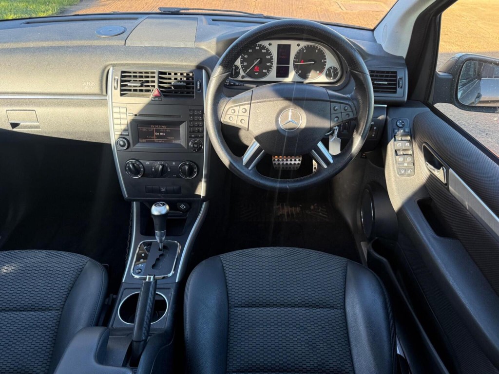 MERCEDES-BENZ B CLASS