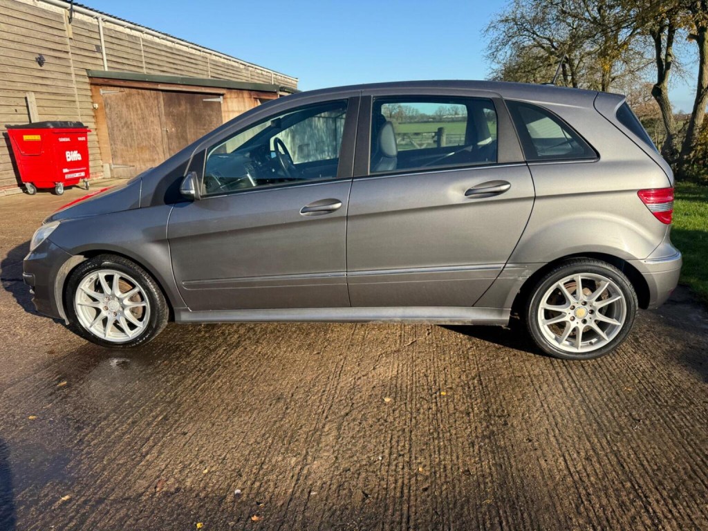 MERCEDES-BENZ B CLASS