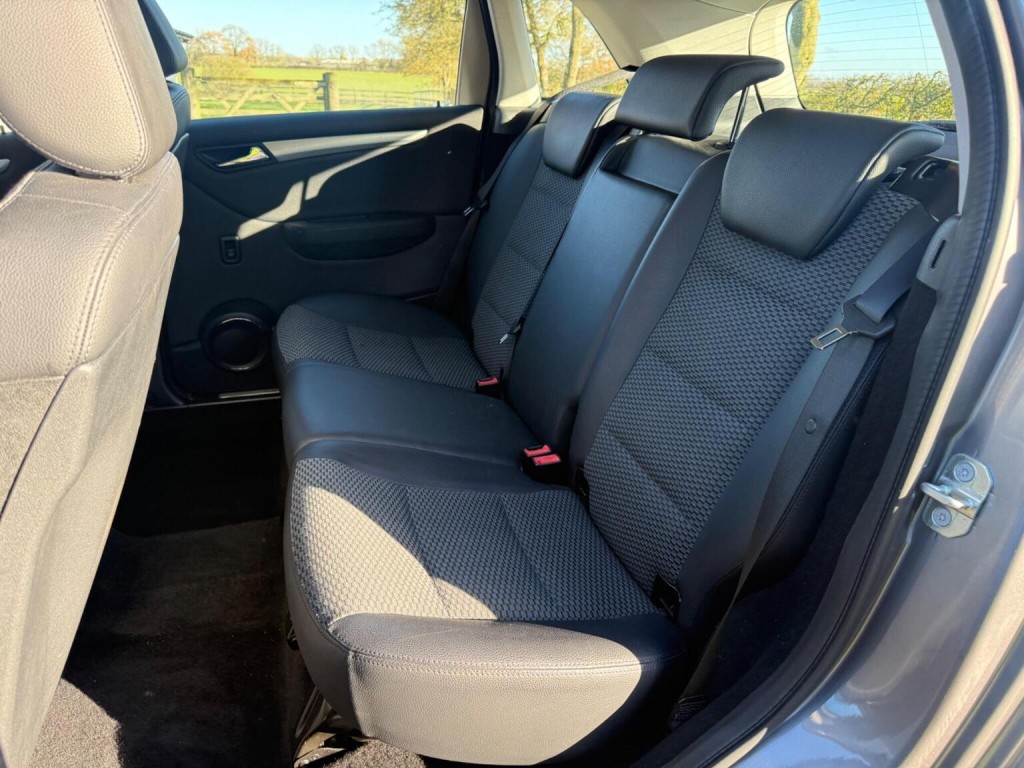 MERCEDES-BENZ B CLASS