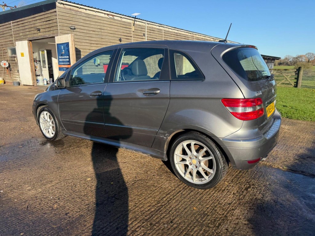 MERCEDES-BENZ B CLASS