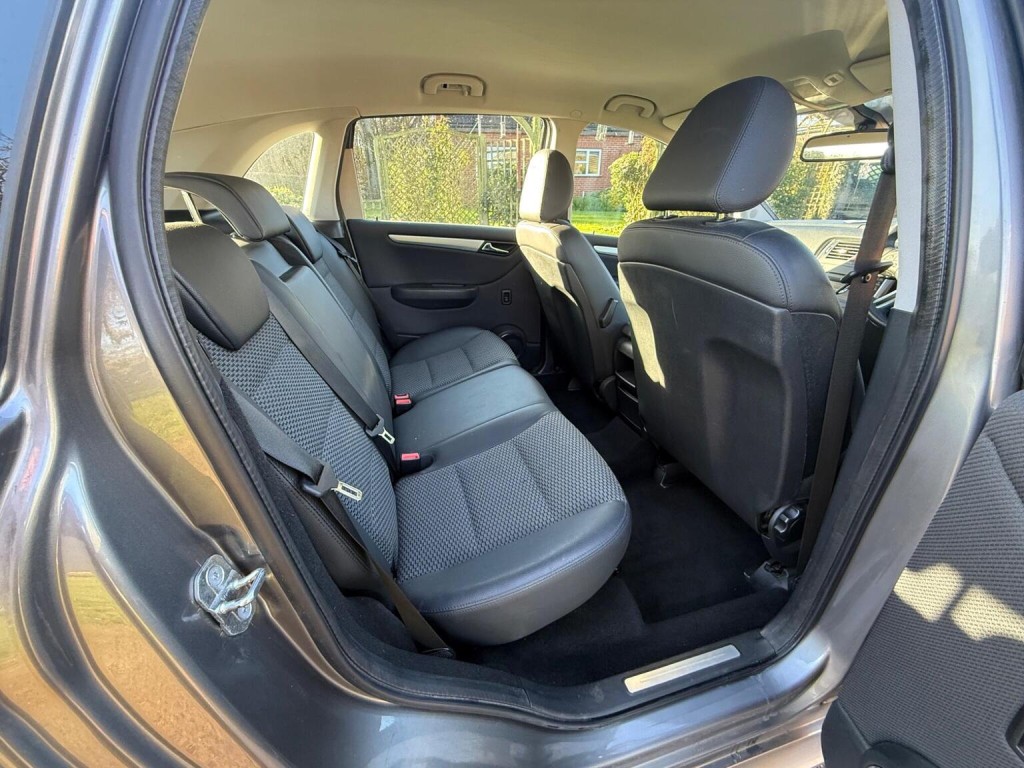 MERCEDES-BENZ B CLASS