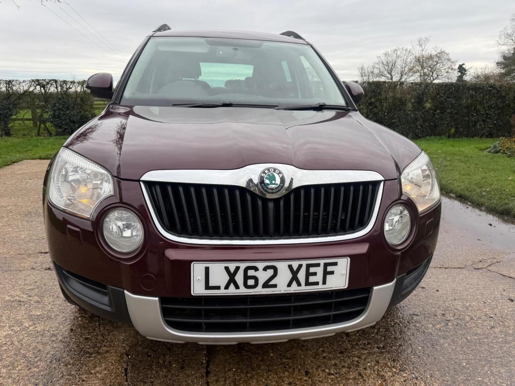 View SKODA YETI 2.0 TDI SE Plus 4WD Euro 5 5dr