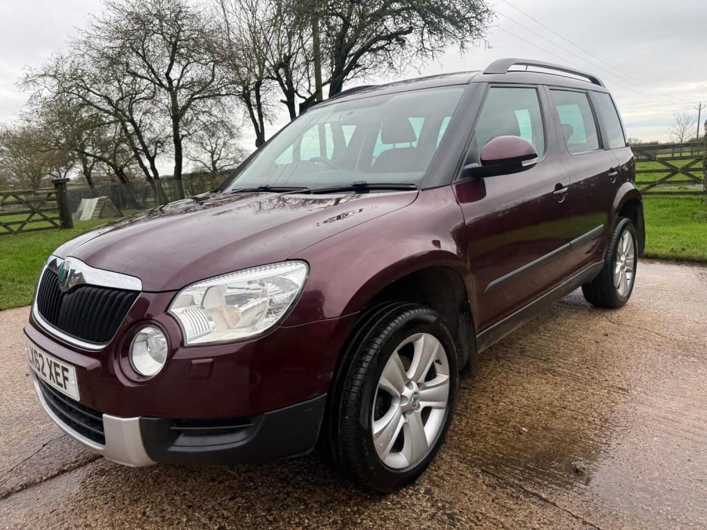 View SKODA YETI 2.0 TDI SE Plus 4WD Euro 5 5dr