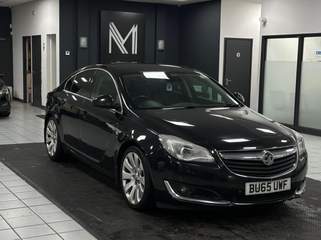 VAUXHALL INSIGNIA